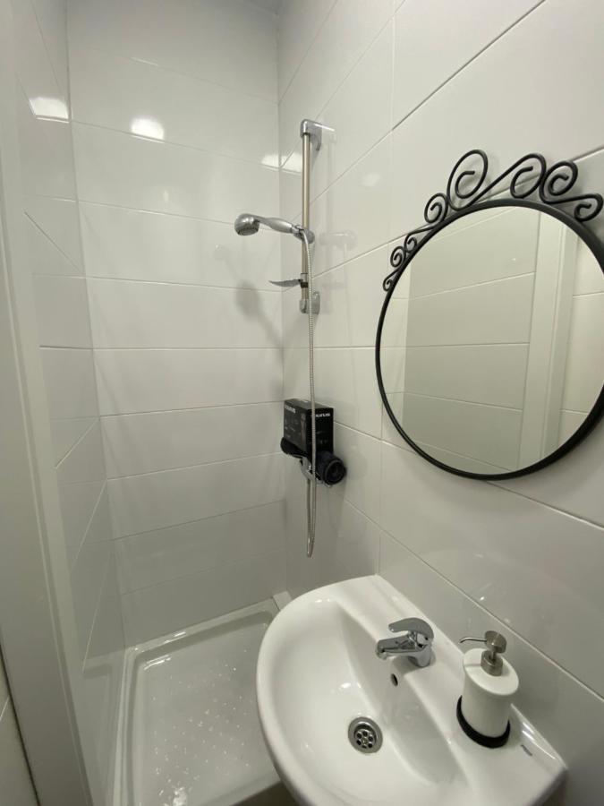 Quattro Puente De Triana Apartment Seville Exterior photo